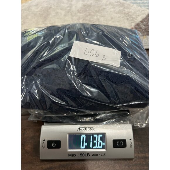 Isaac Mizrahi Live! Elastic Waist Pull On Lace Pants Navy Sz Large Petite Boho - Picture 9 of 10